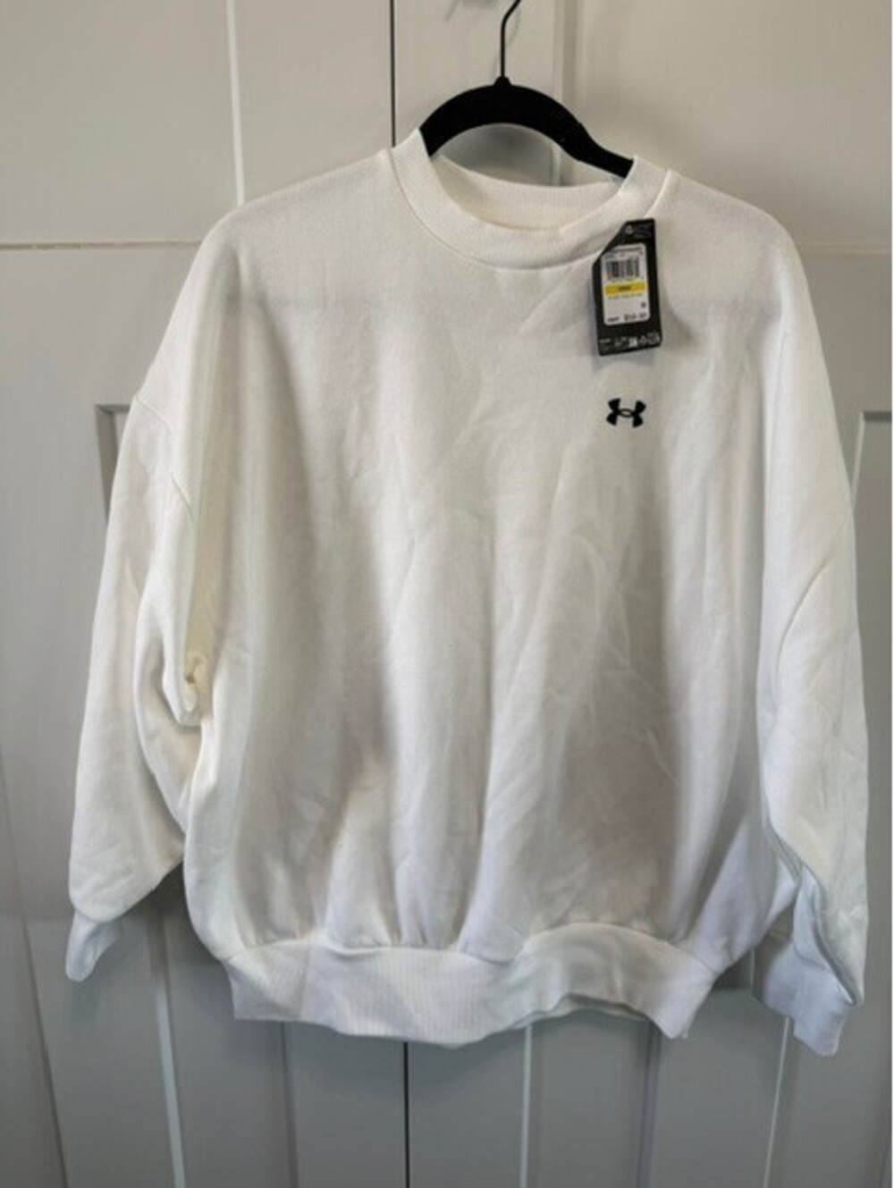 NWT Under Armour white crewneck pullover size Medium Oversized